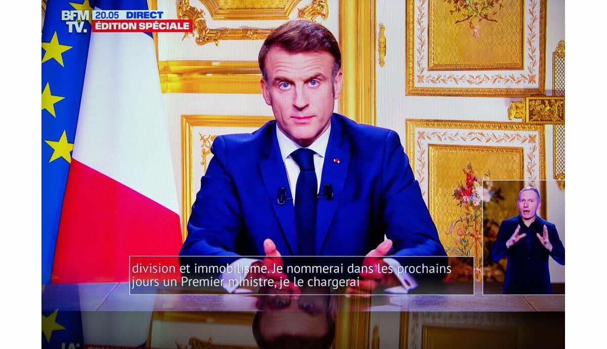 Macron au bord de l’abîme : la dissolution parlementaire comme dernier recours